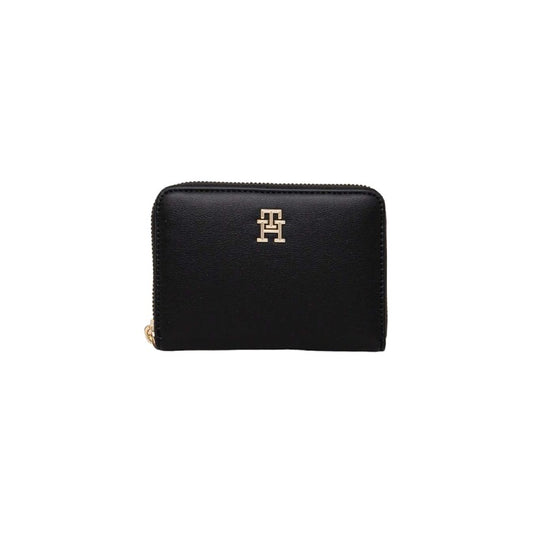 Tommy Hilfiger Women's Wallets