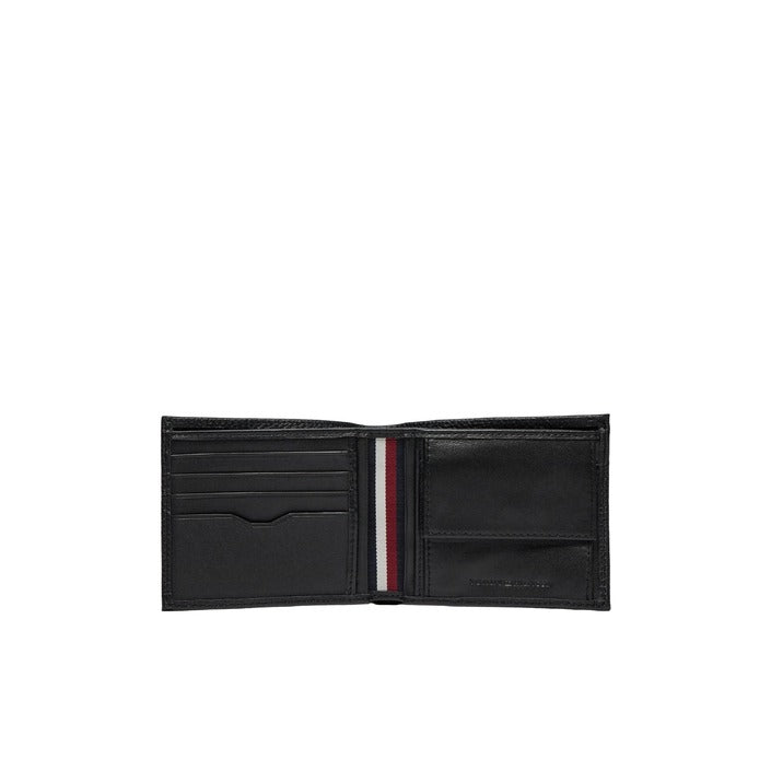 Tommy Hilfiger Men's Wallets