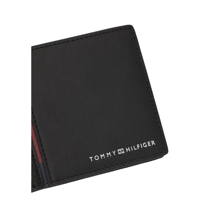 Tommy Hilfiger Men's Wallets