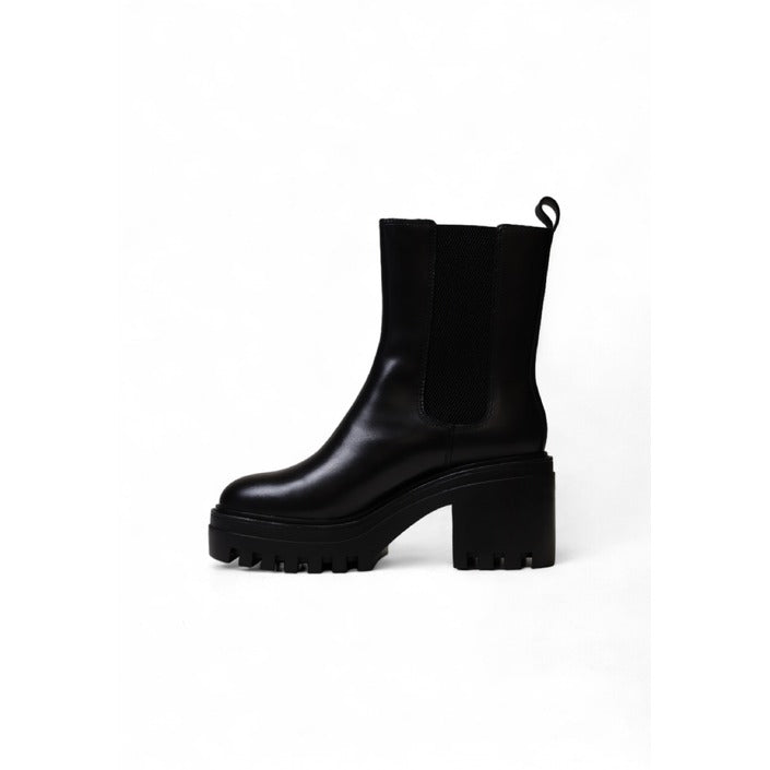 Calvin Klein Women Boots