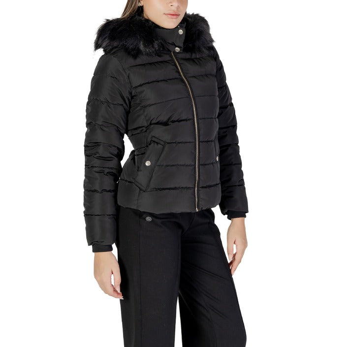 Only® Veste Femme Automne/Hiver – Capuche, Fermeture Éclair et Élégance en Noir