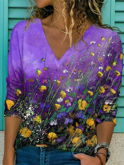 T-shirt à col V avec peinture de fleurs
